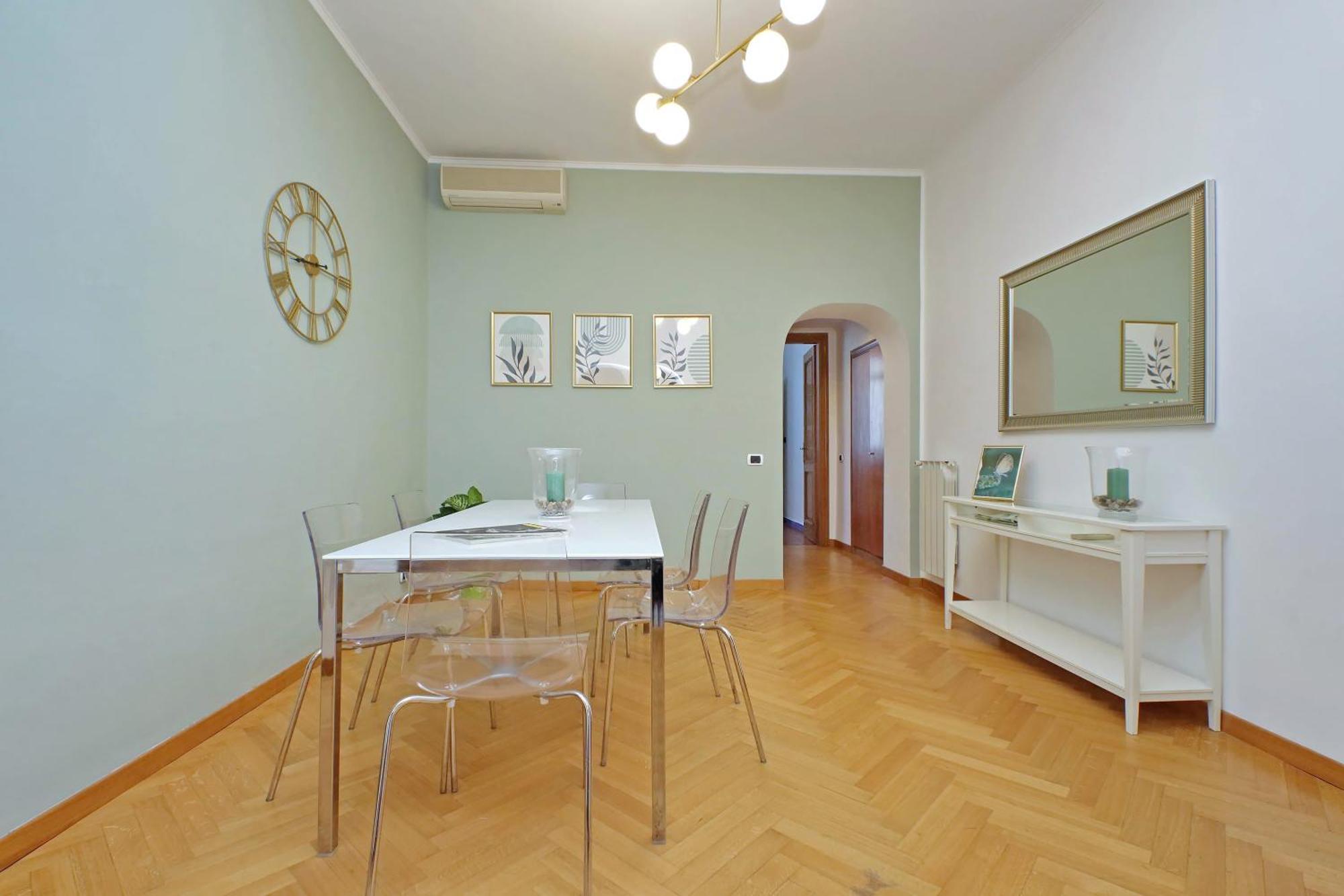 Ych-Comfortable 2 Bedrooms Flat Near Colosseum Rome Exterior photo